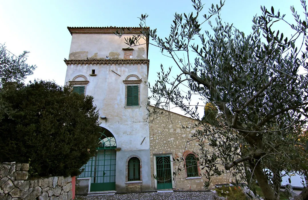 Hotel Villa Giona-1